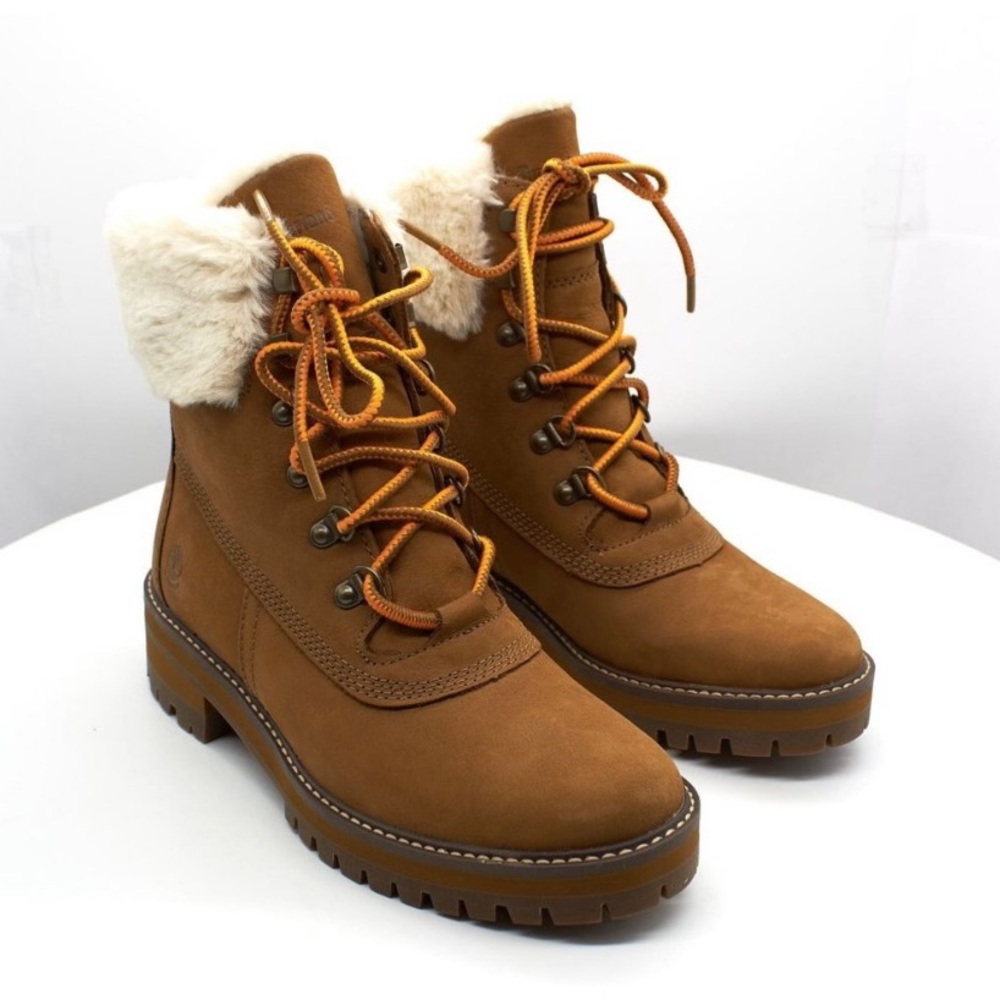 NWOT Timberland Courmayeur Valley boots